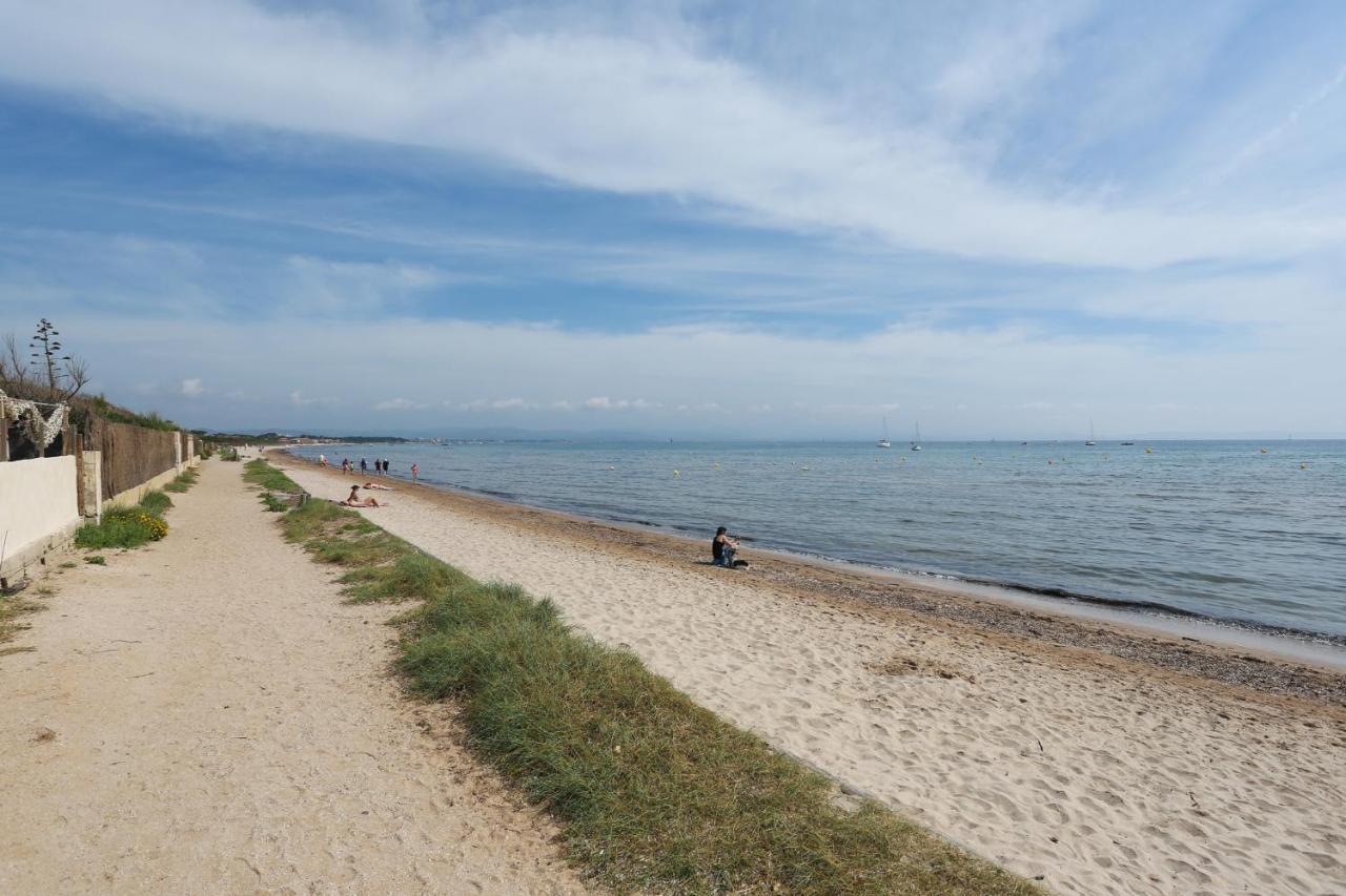 Appartements Acces Prive Plage De La Bergerie 히에레 외부 사진